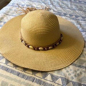Beach hat